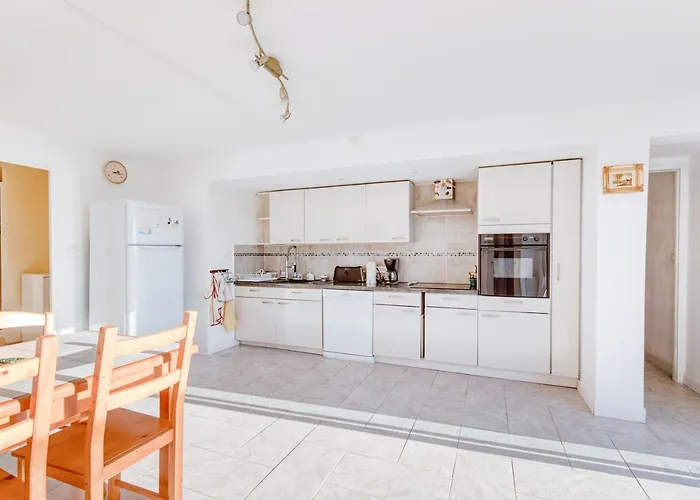 Appartement Beau T3 Au Mont Des Oiseaux Hyères